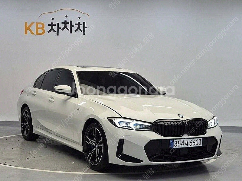 BMW 3시리즈 중고 BMW 중고 BMW 3시리즈 중고차 할부가능 흰색 2025년식 2,815km 320i M 스포...--4
